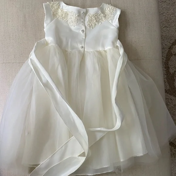 Kid Collection Ivory Flower Girl Dress SZ 4 - Picture 3 of 11